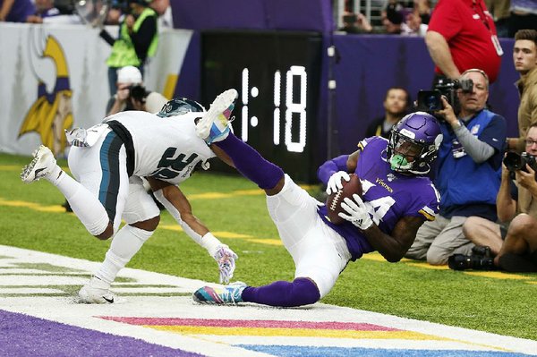 Cousins, Diggs fly past Eagles in Vikings' 38-20 win