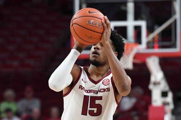 Jones, Hogs Cruise In Final Tuneup Vs. SW Okla. State