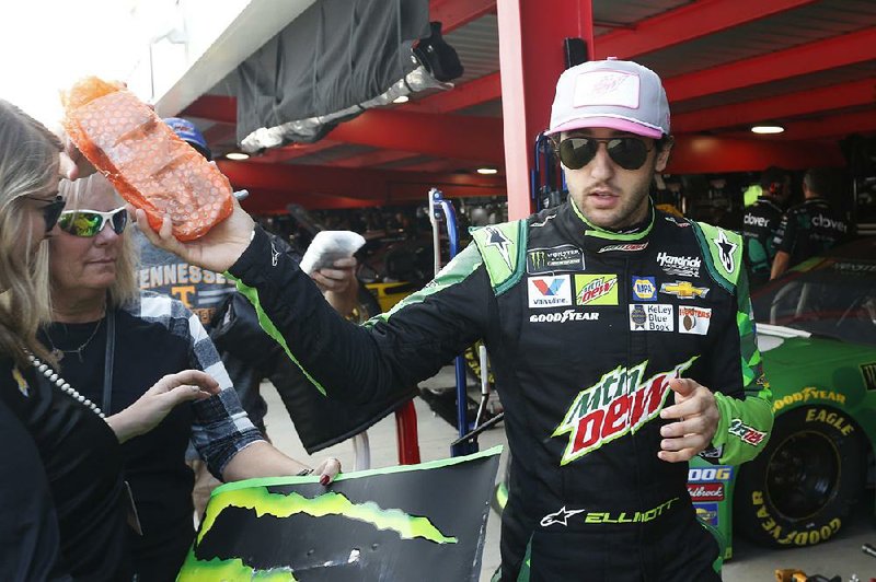 Chase elliott sale mountain dew jacket