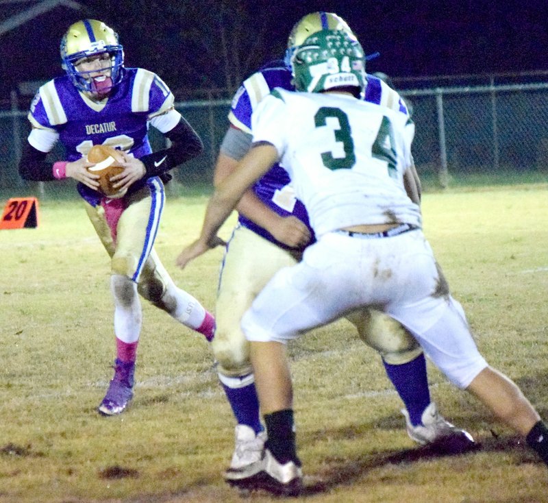 Bulldogs lose by two to Savages in homecoming contest | Westside Eagle ...