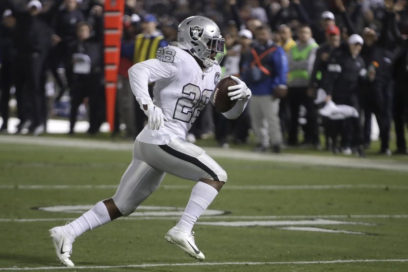 Raiders Rally To Beat Chargers 26-24