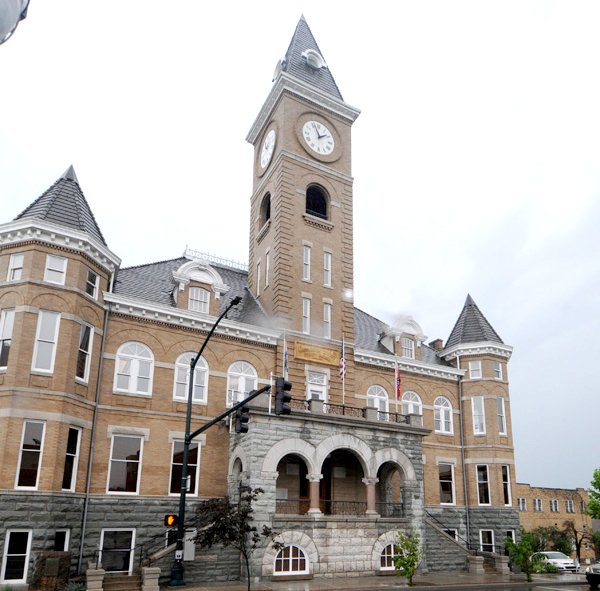 The historic Washington County Courthouse.