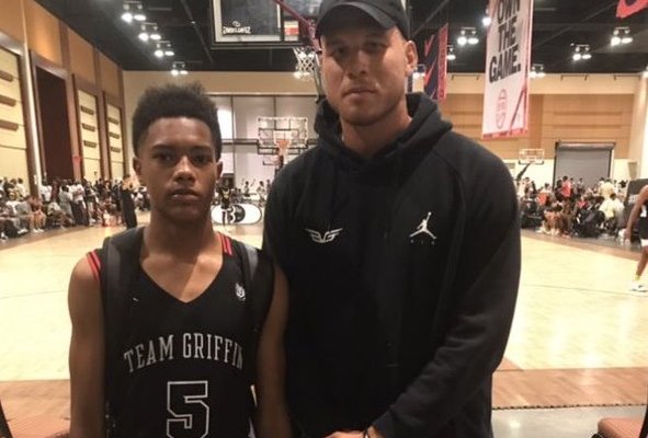 2023 guard Bryson Warren and NBA power forward Blake Griffin.
