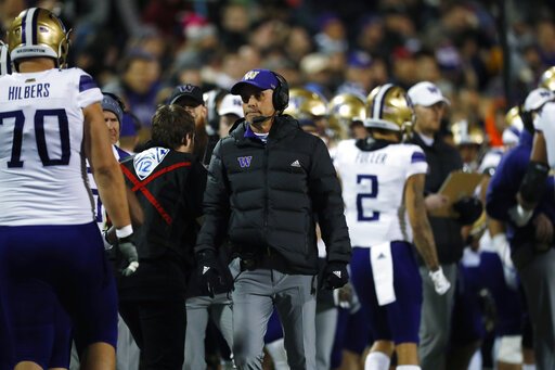 Washington's Chris Petersen resigns, Jimmy Lake to take over