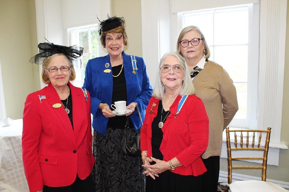 Daughters of the American Revolution tea | The Arkansas Democrat ...