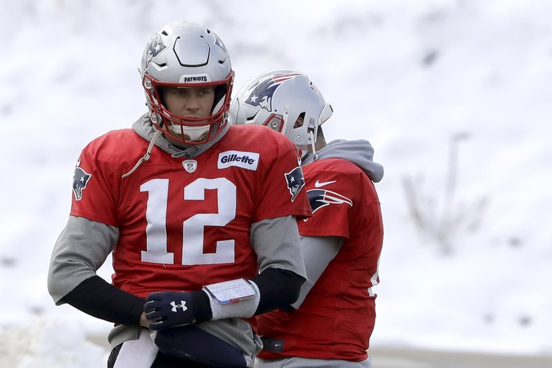 Pats-Chiefs game a battle of top QBs