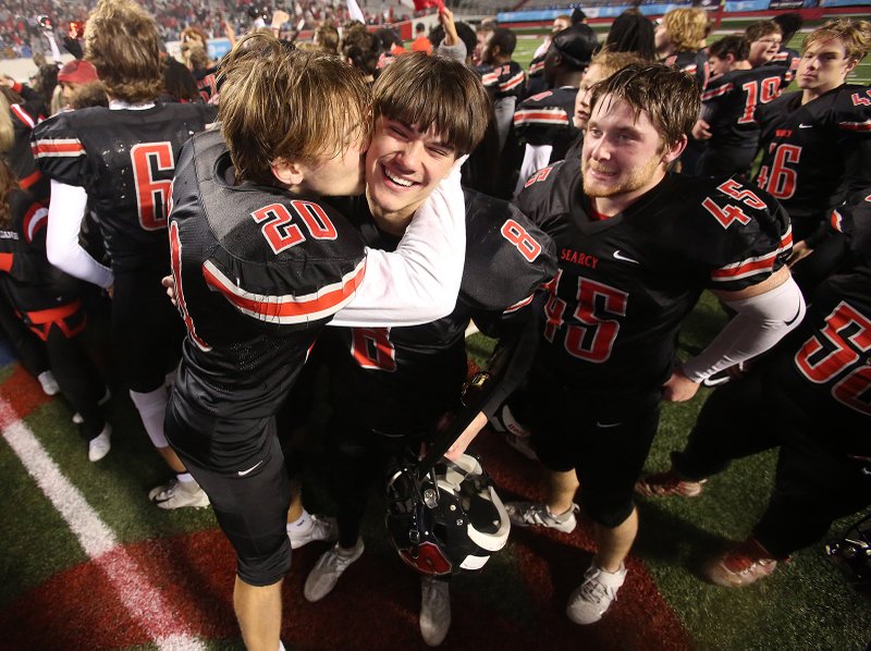 Searcy survives rally to win first title since 1933