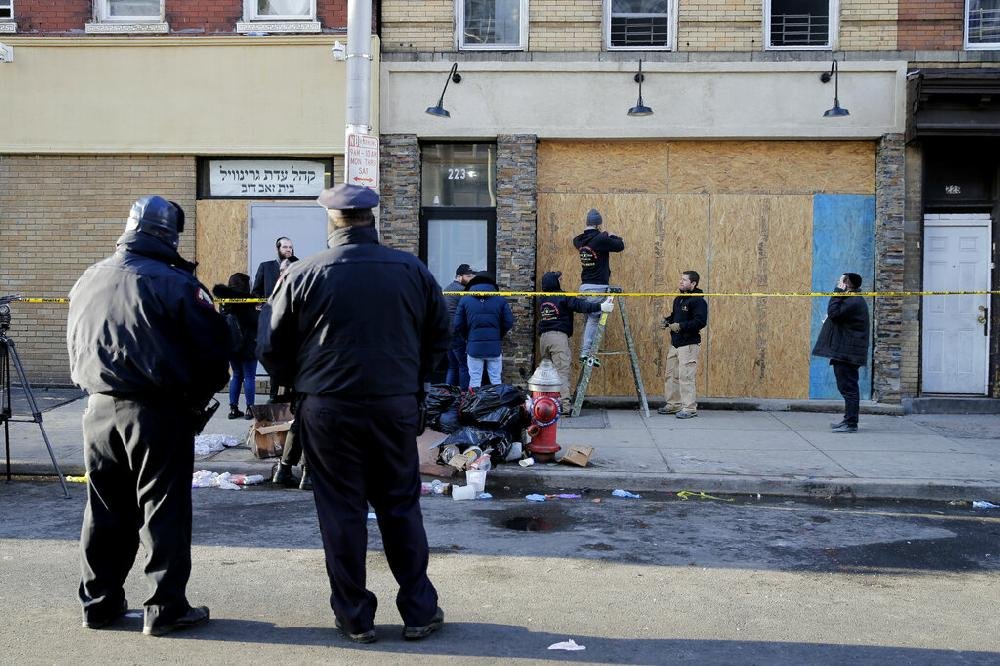 Jersey City shooting suspects likely "targeted" kosher grocery store