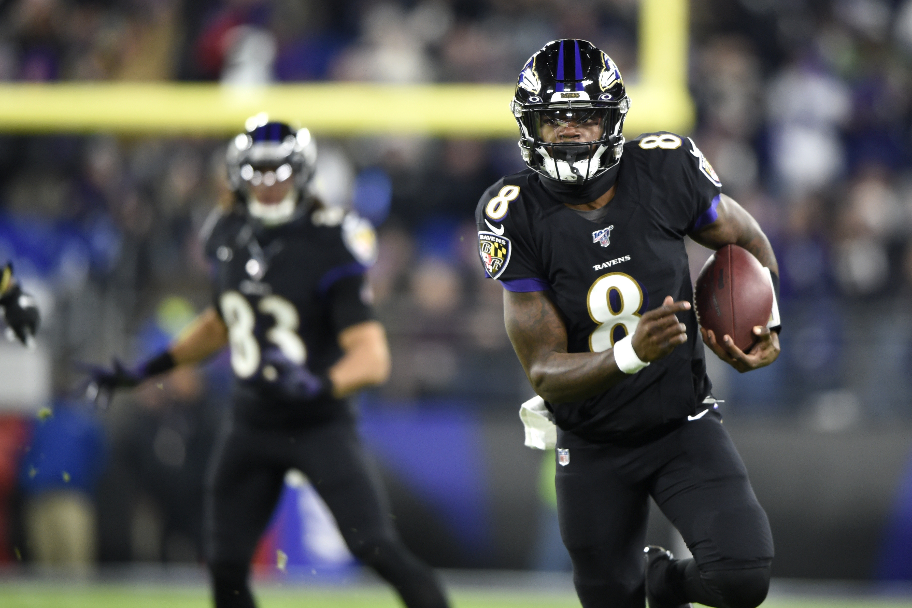 VIDEO: Ravens QB Lamar Jackson scrambles for first NFL touchdown