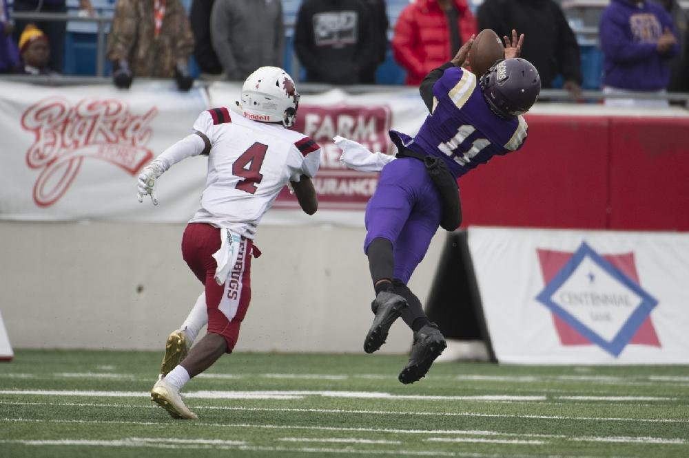 HIGH SCHOOL FOOTBALL Fordyce vs. Junction City in 2A title