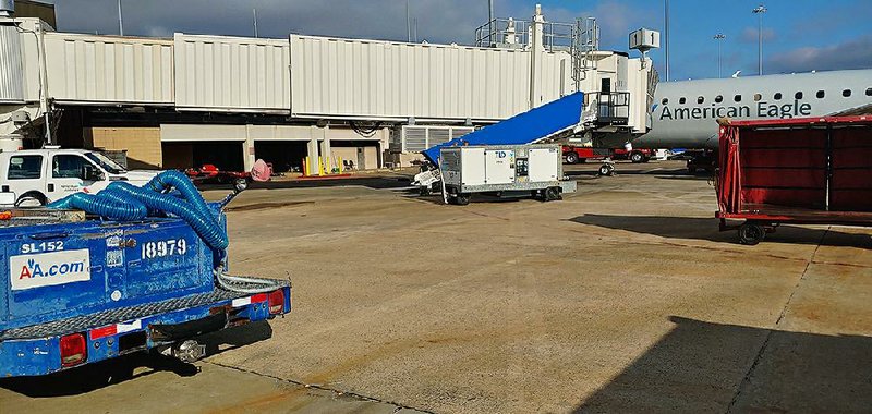 One of the new jet bridges already acquired by Bill and Hillary Clinton National Airport/Adams Field is shown in Little Rock in this file photo.
(Arkansas Democrat-Gazette/Noel Oman)