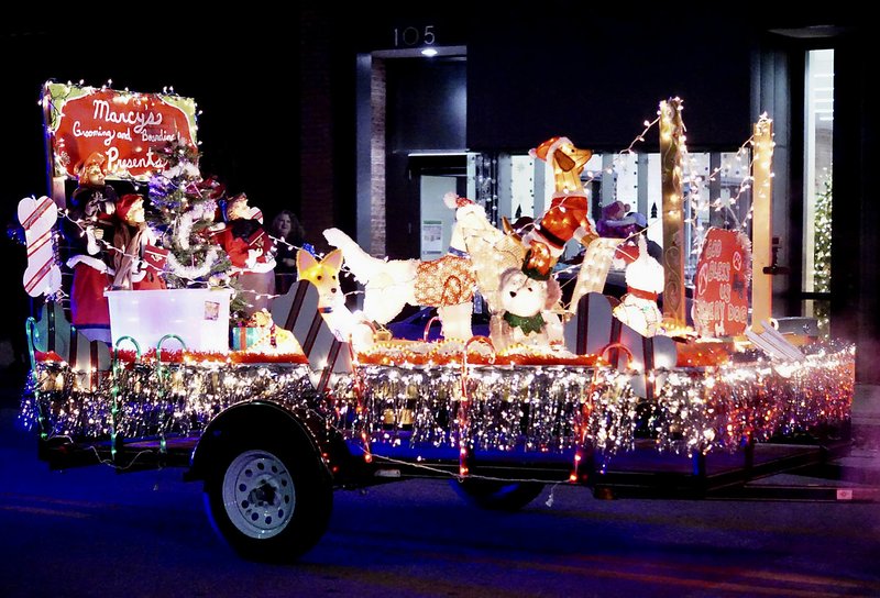 Annual Christmas parade draws crowds to Main Street in Gentry ...