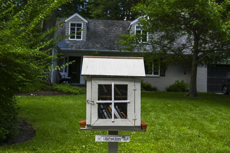 A Little Free Library in the Hawthorne neighborhood of Washington, D.C. (Jahi Chikwendiu/The Washington Post)