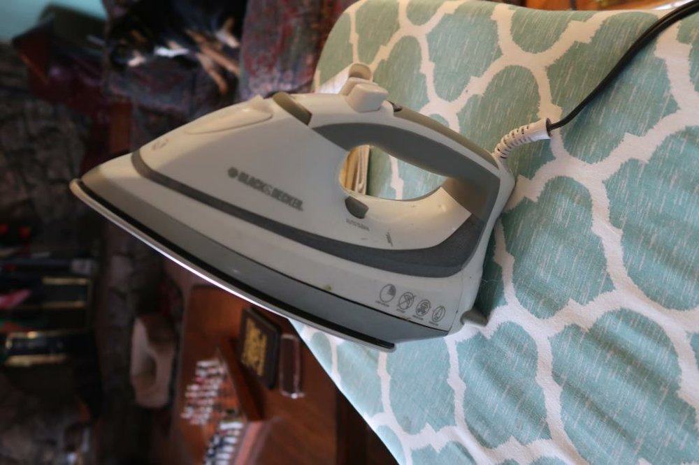 Black & Decker Travel Iron Irons & Ironing Boards