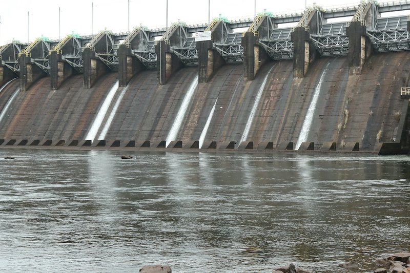 Entergy lowers lake levels as storm approaches area Hot Springs