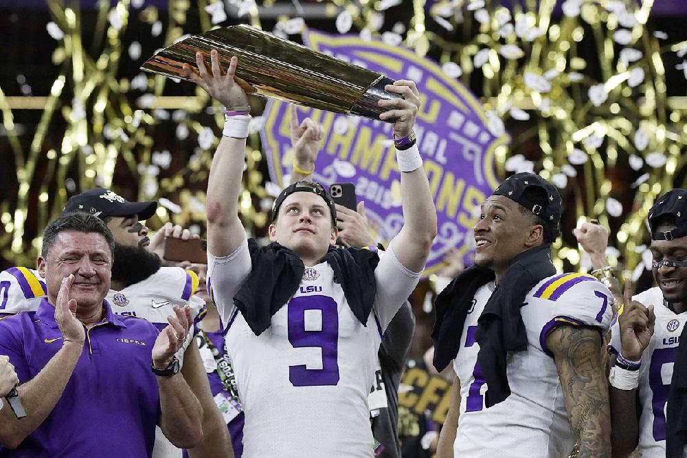 LSU quarterback Joe Burrow, left, and Clemson quarterback Trevor Lawrence.  (AP Photos)