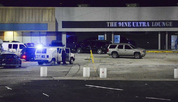 Kansas City gunfire kills 2 people