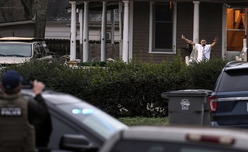 Parole Violator Arrested After 4 Hour Standoff Hot Springs Sentinel Record 6446