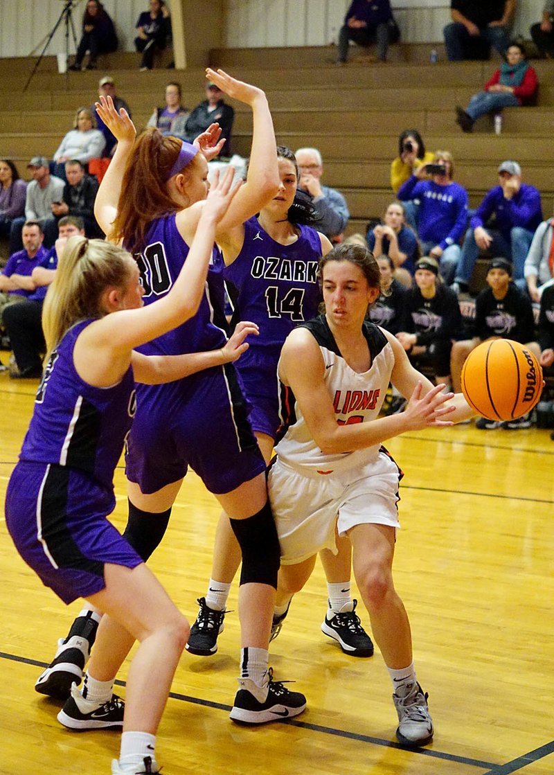 PREP BASKETBALL Gravette's Morrison keeps emotions in check The