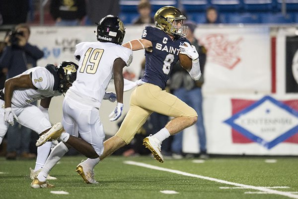Wholehogsports Shiloh Christian S Tollett Gets Close Look At