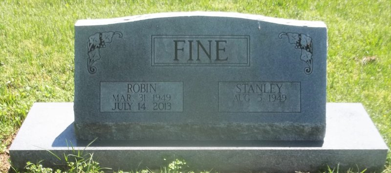 Photo Submitted Robin Fine grave marker.