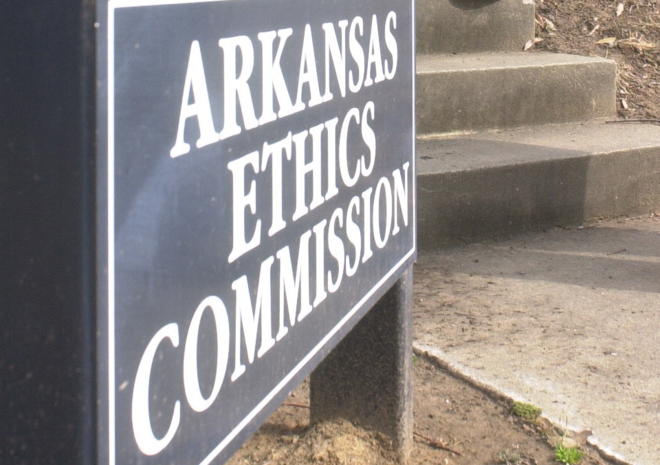 Arkansas Ethics Commission cites former Democratic candidate for state House - Vimarsana News