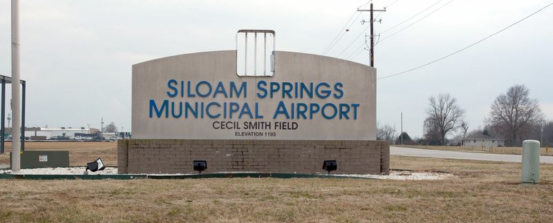The sign at the entrance at Siloam Springs Municipal Airport.