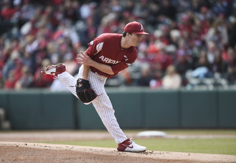 Arkansas' Patrick Wicklander (33) throws a pitch Saturday against Gonzaga at Baum-Walker Stadium in Fayetteville. - Photo by Charlie Kaijo of NWA Democrat-Gazette

