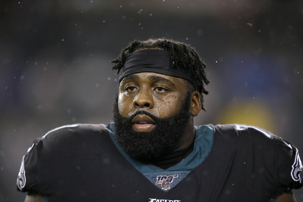 Bears, OT Jason Peters Agree To Deal