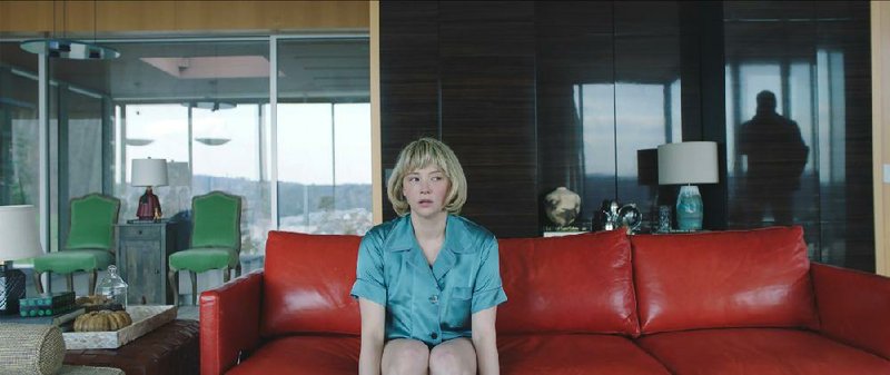 Hunter Conrad (Haley Bennett) finds herself increasingly compelled to consume inedible objects in Carlo Mirabella-Davis’ thriller, Swallow.