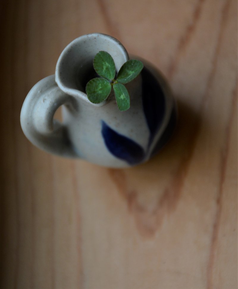 Look for the four-leaf clover during these difficult times, columnist Amanda Bancroft advises. (Courtesy Photo/Amanda Bancroft)