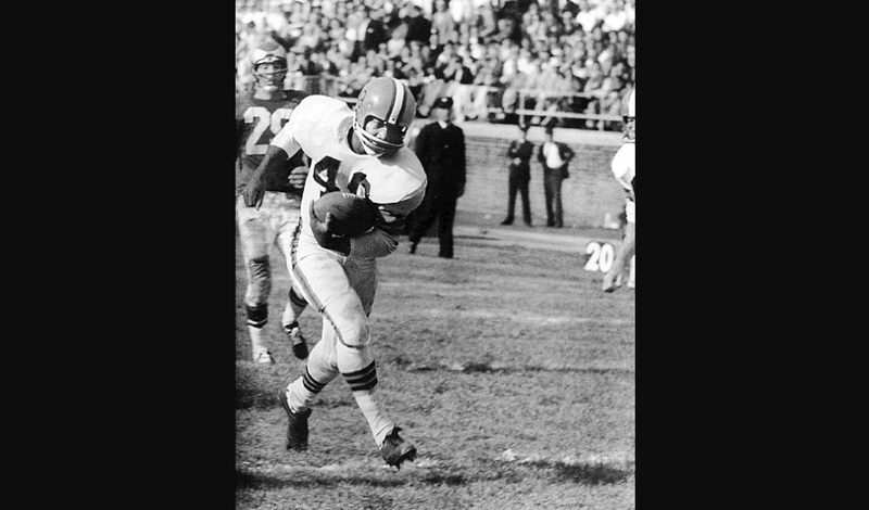 Pro Football Hall of Famer Bobby Mitchell, who played for the Cleveland Browns and Washington Redskins in the late 1950s and early 1960s, died Sunday at the age of 84. Mitchell grew up in Hot Springs and was a multiple-sport standout at Langston High School. (Democrat-Gazette file photo) 