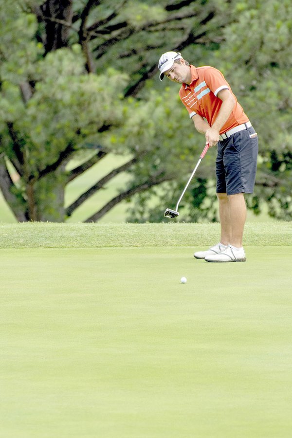 Holding pattern in place for APT tournament