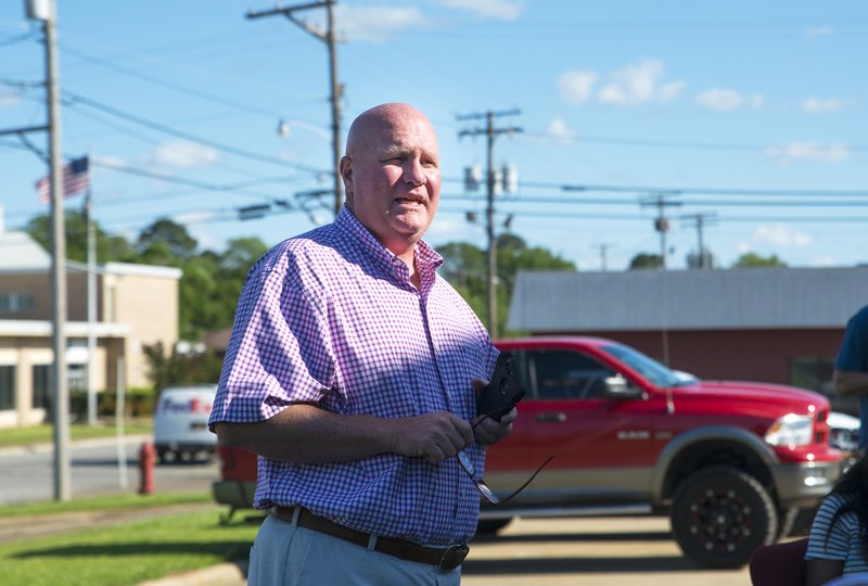 Magnolia Mayor Parnell Vann talks local finances and parks status during an outdoor Magnolia City Council meeting held on April 23.
