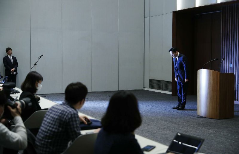 Samsung Electronics Vice Chairman Lee Jae-yong speaks Wednesday during a news conference at a company’s office building in Seoul, South Korea. More photos are available at arkansasonline.com/57law/.
(AP/Kim Hong-Ji)