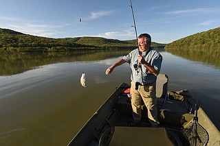 VIDEO/PHOTOS: Fishing has wilderness feel at Lake Fort Smith | The Arkansas  Democrat-Gazette - Arkansas' Best News Source