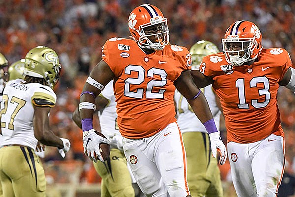 Former Clemson DT officially an NFL Pro Bowler