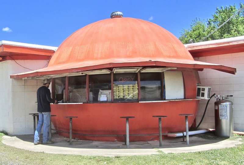 Mammoth Orange Cafe in Redfield pays oversized honor to a popular citrus fruit.

(Photos special to the Democrat-Gazette/Marcia Schnedler)

