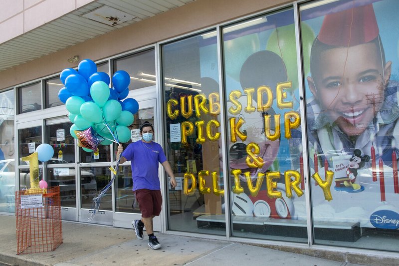 U.S. layoffs climb to 41 million, despite business reopenings The