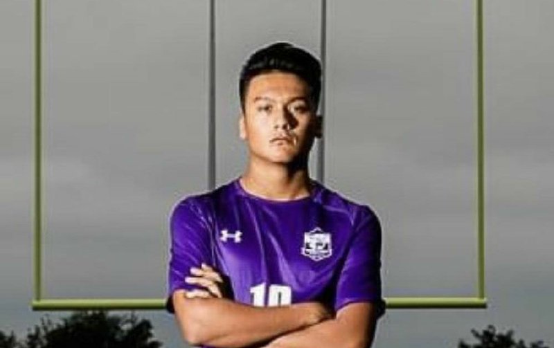 Berryville senior soccer player Manny Tellez