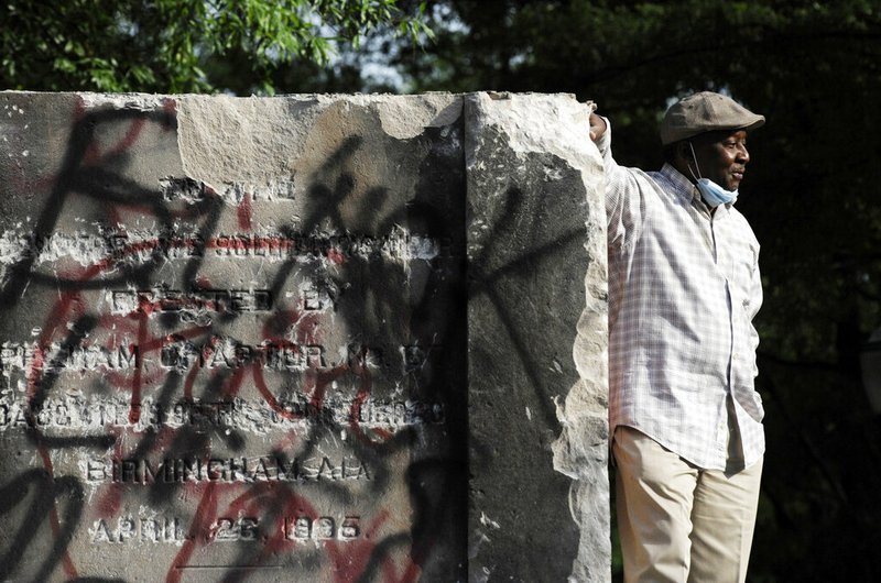 Confederate Monuments Targeted By Protests Come Down Northwest Arkansas Democrat Gazette 