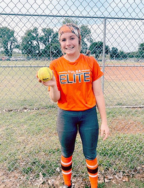 Submitted photo/Brinkley Moreton, of Summers, has been named the No. 15-ranked prospect by Extra-Innings Softball among the Class of 2025 Extra Elite top 100 players. The announcement was made late Thursday night. Brinkley is the daughter of Dax and Christina Moreton. She is a rising eighth-grader at Lincoln Junior High and plays travel ball as a member of the Tulsa Elite NWA 06 softball team.