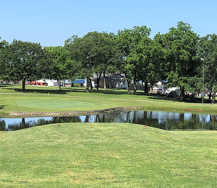 RICK PECK/SPECIAL TO MCDONALD COUNTY PRESS

A feature of several of the par 3s at Rangeline golf is you can see a flag but not the green itself.

