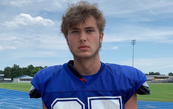 DeWitt tight end Dax Courtney