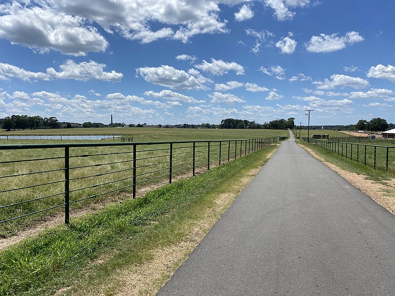 Southern Arkansas University's Farm Road