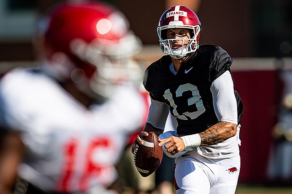 WholeHogSports - Five Hogs participate in NFL veterans combine