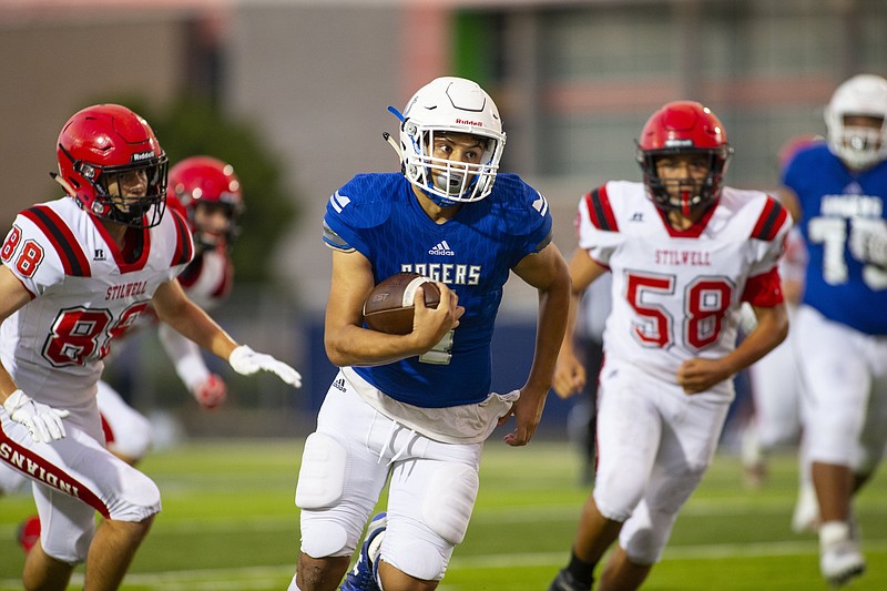 Aaron Rendon (4) of Rogers makes the catch for a long towndown against Oklahoma Stilwell at Whitey Smith Stadium, Rogers High School, Rogers, Arkansas, on Friday, September 4, 2020 / Special to NWA Democrat Gazette