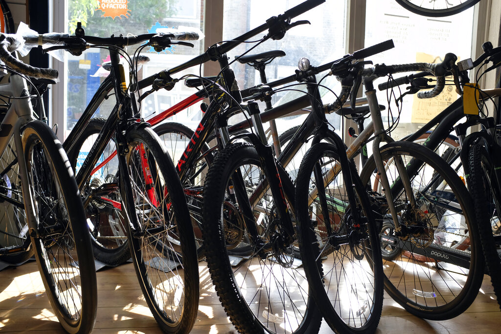 Tour de Bluff offers bikers fun, unusual way to experience PB