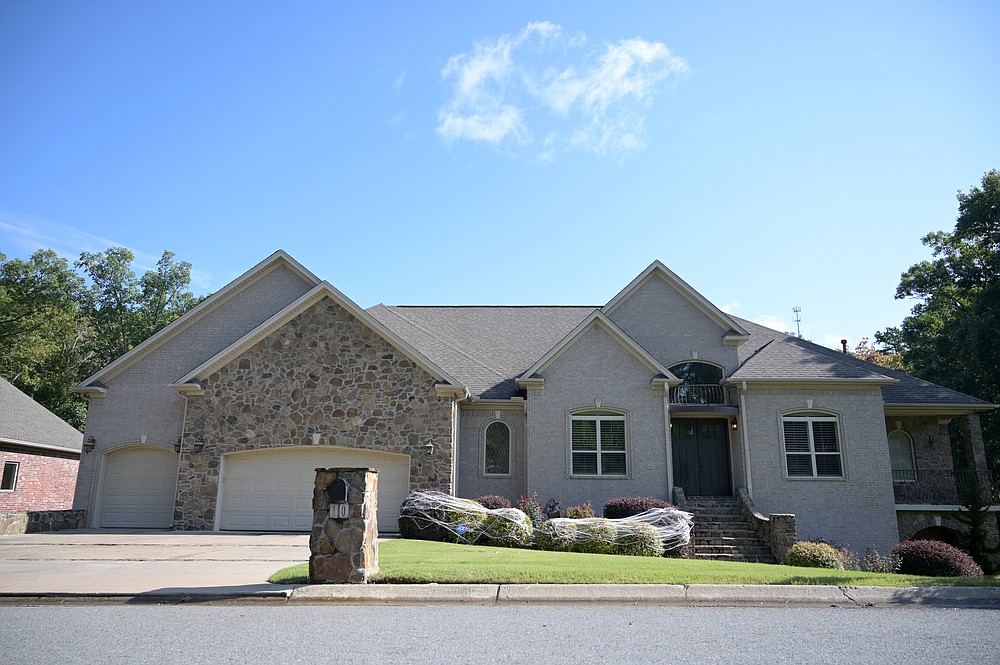 10 Tory Court -- Owned by Melanie D. and Dennis W. Hoover, this house was sold to Taylor M. Washburn and Kenneth W. Howell for $755,000.