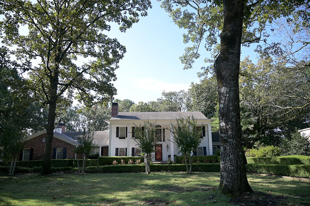 11801 Fairway Drive -- Owned by Catherine A. and John M. Lawlor and the Lawlor Joint Revocable Trust, this house was sold to Jennifer and Andrew Adkins for $780,000. 